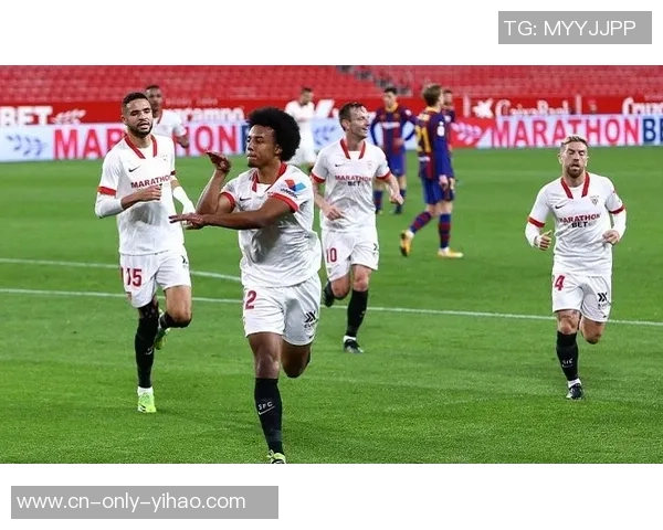 太阳报：利物浦女足中场赫宾格被巨贾打扰+盯梢，不得不雇警卫